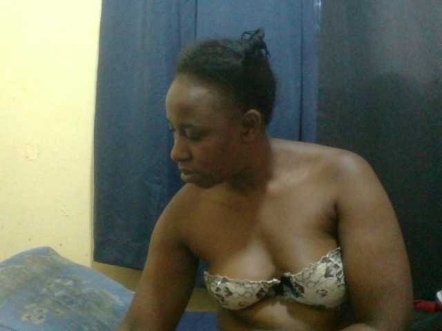 naughty-slender live cam on BongaCams
