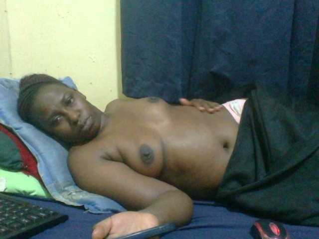 naughty-slender live cam on BongaCams