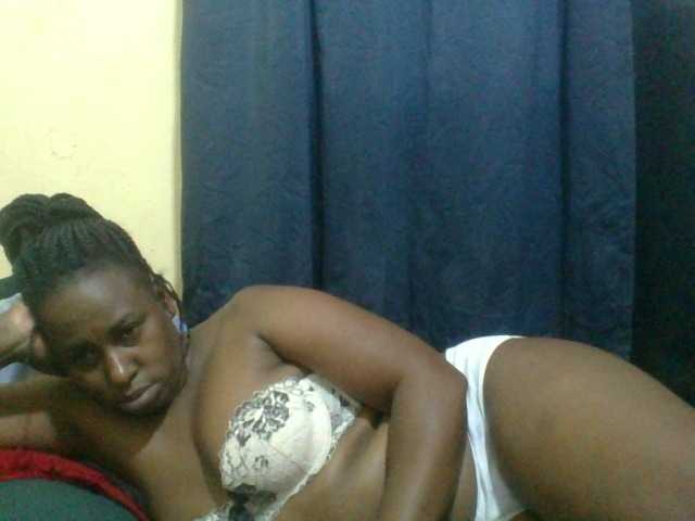 naughty-slender live cam on BongaCams