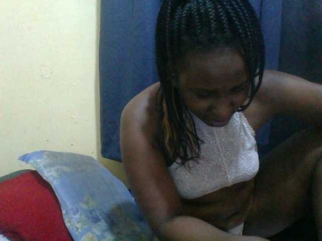 naughty-slender live cam on BongaCams
