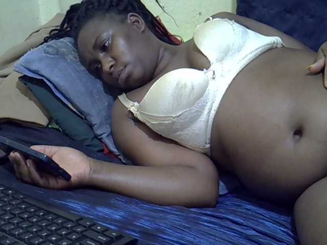 naughty-slender live cam preview