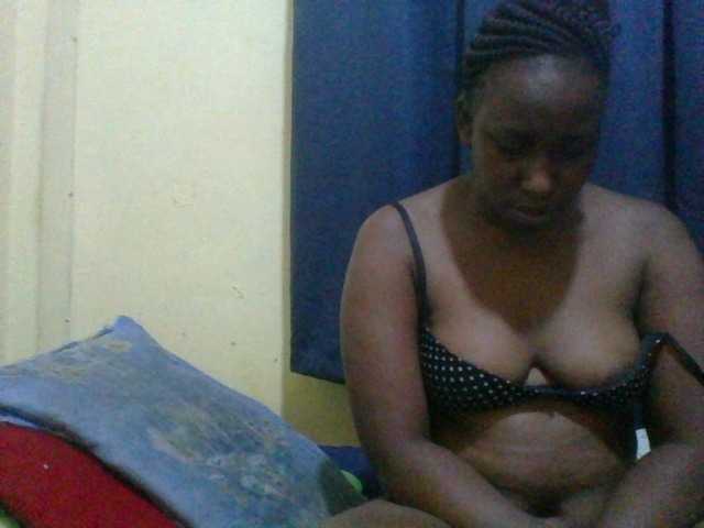 naughty-slender live cam on BongaCams