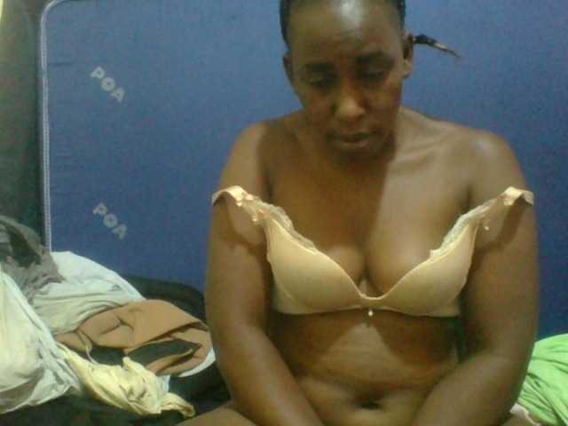 naughty-slender live cam on BongaCams