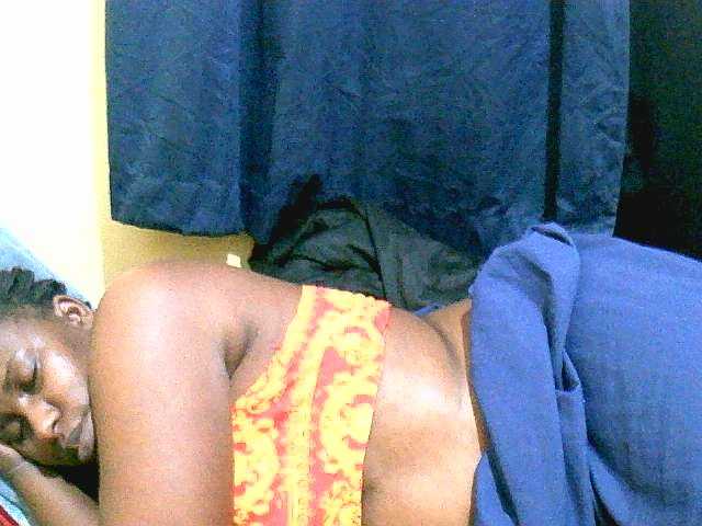 naughty-slender live cam on BongaCams
