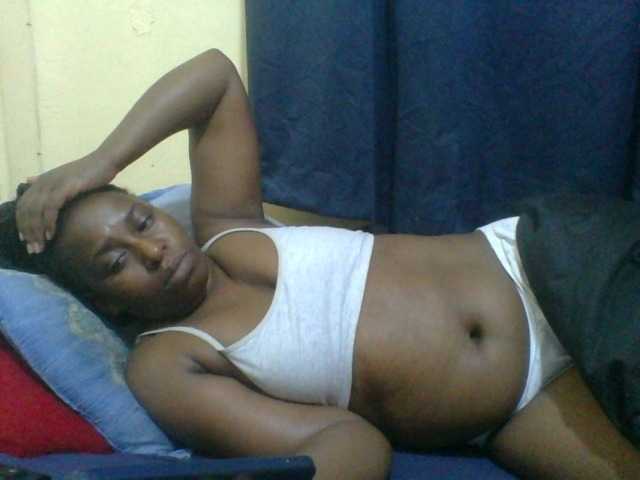 naughty-slender live cam on BongaCams