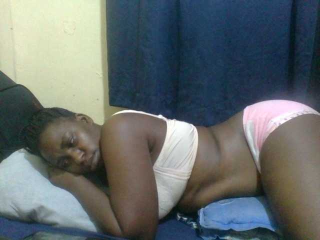 naughty-slender live cam on BongaCams