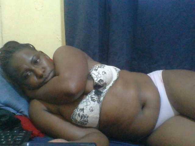 naughty-slender live cam on BongaCams