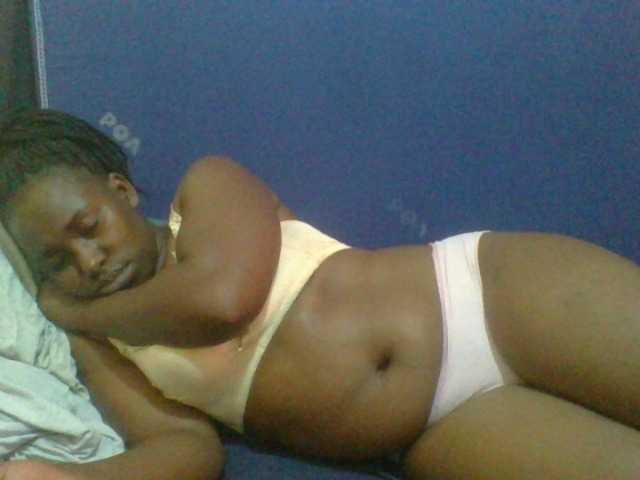 naughty-slender live cam on BongaCams