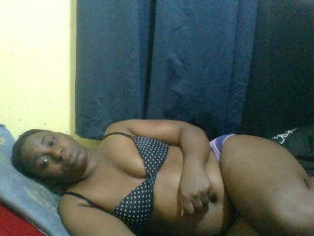 naughty-slender live cam on BongaCams