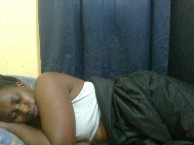 naughty-slender live cam on BongaCams