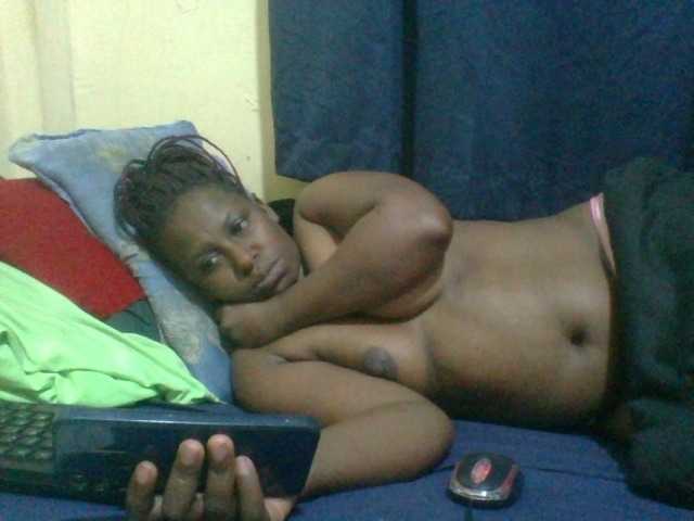 naughty-slender live on BongaCams