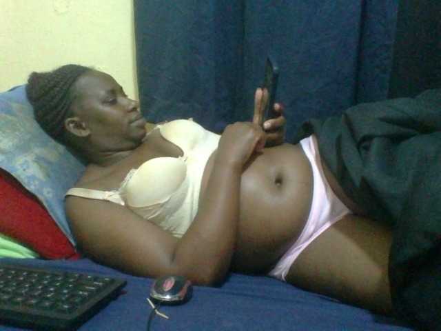 naughty-slender live cam on BongaCams