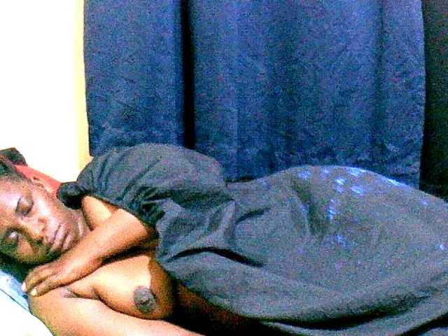 naughty-slender live cam on BongaCams