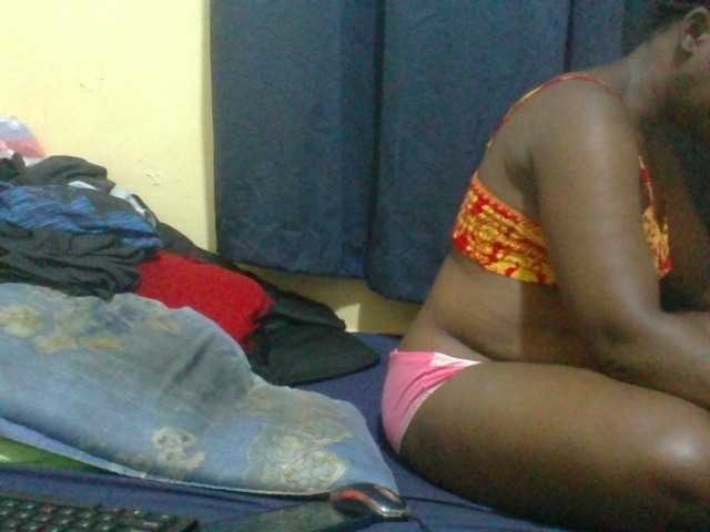 naughty-slender Cam en directo en BongaCams