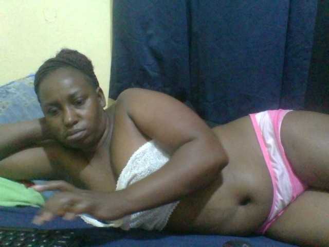 naughty-slender live cam on BongaCams