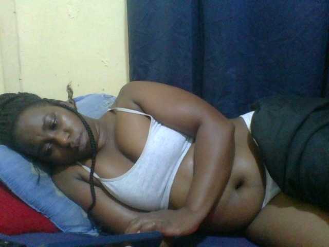 naughty-slender live cam on BongaCams