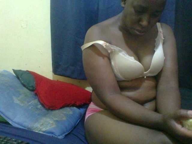naughty-slender live cam on BongaCams