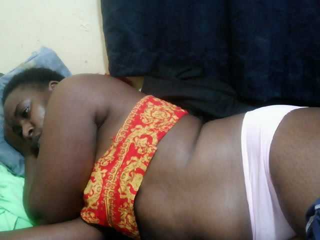 naughty-slender live cam on BongaCams