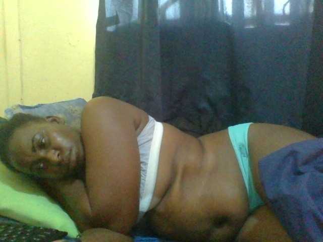 naughty-slender live cam on BongaCams