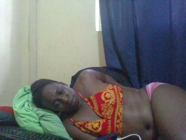 naughty-slender live cam on BongaCams