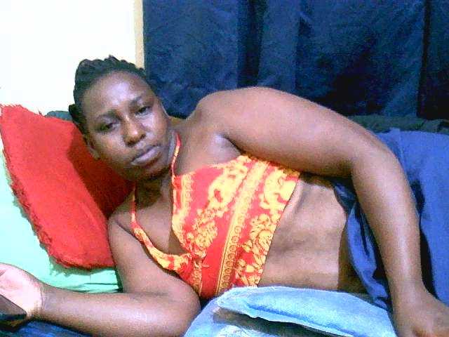 naughty-slender live cam on BongaCams