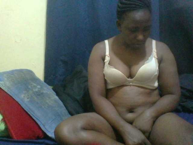 naughty-slender live cam on BongaCams