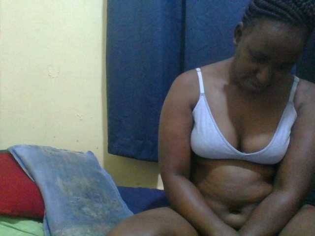 naughty-slender live cam on BongaCams