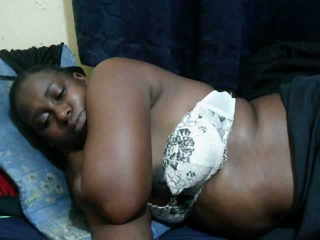 naughty-slender live cam on BongaCams