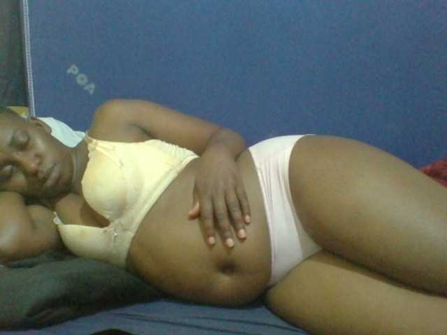 naughty-slender live cam on BongaCams