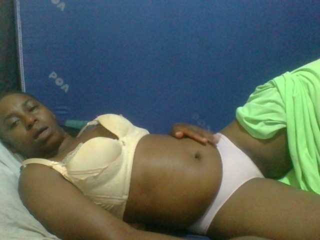 naughty-slender live cam on BongaCams