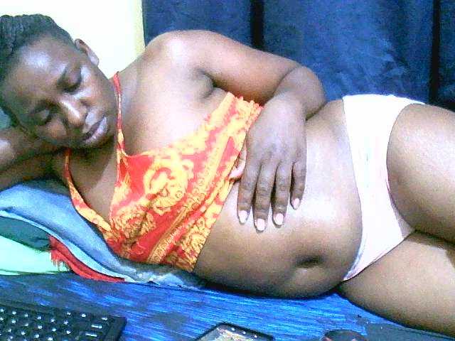 naughty-slender live cam on BongaCams