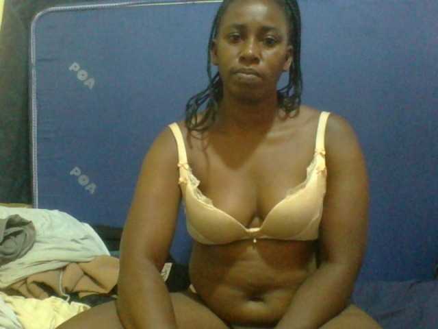 naughty-slender live cam on BongaCams