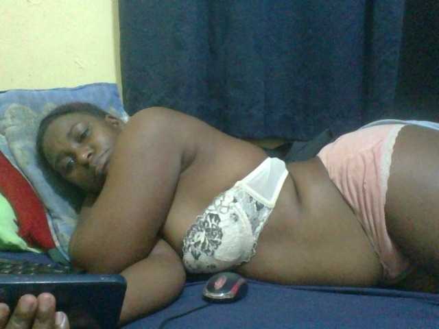 naughty-slender live cam on BongaCams