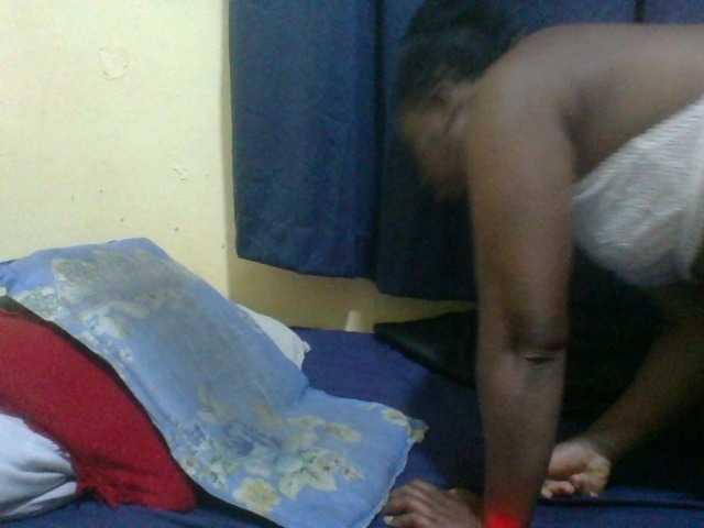 naughty-slender live cam on BongaCams