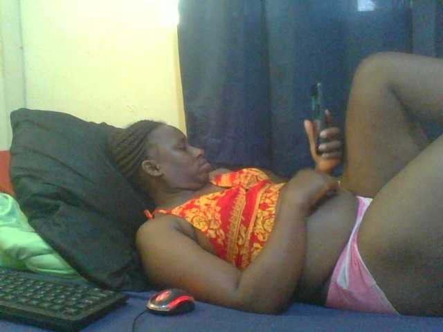 naughty-slender live cam on BongaCams