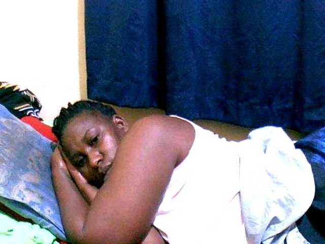 naughty-slender live cam on BongaCams