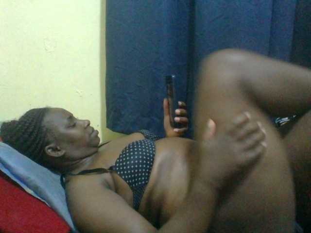 naughty-slender live cam on BongaCams
