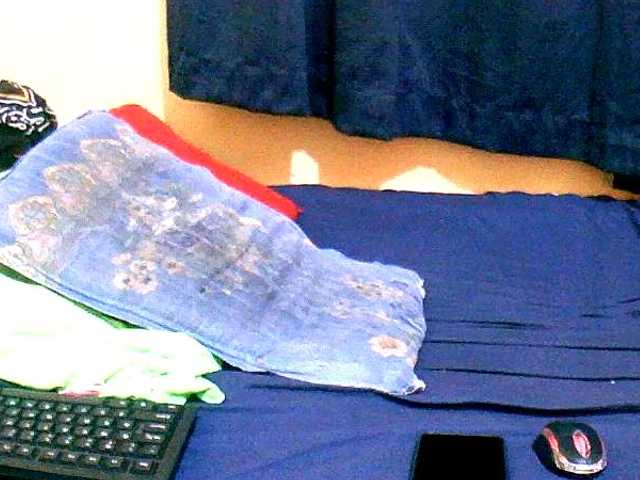 naughty-slender live cam on BongaCams