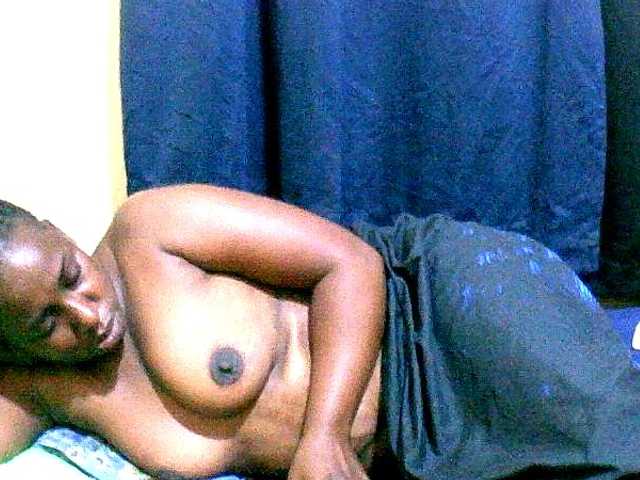 naughty-slender live cam on BongaCams