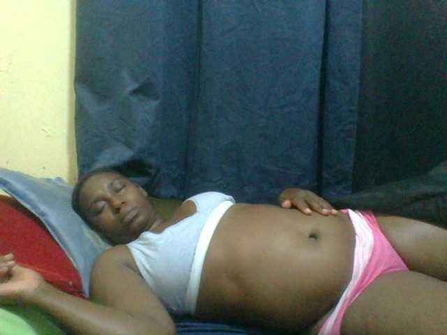 naughty-slender live cam on BongaCams