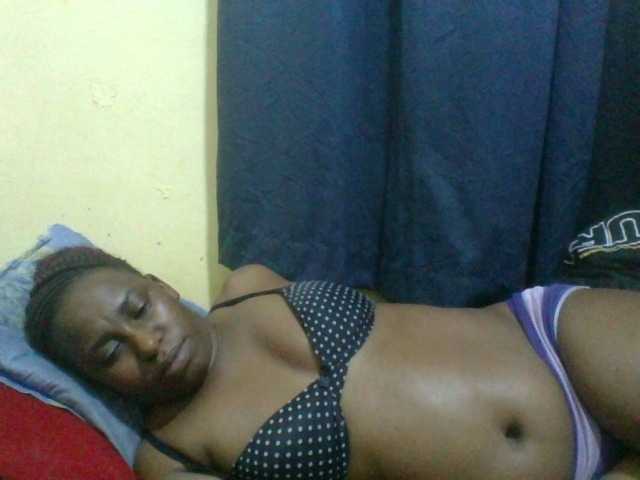 naughty-slender live cam on BongaCams