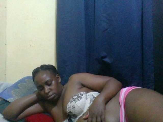 naughty-slender live cam on BongaCams