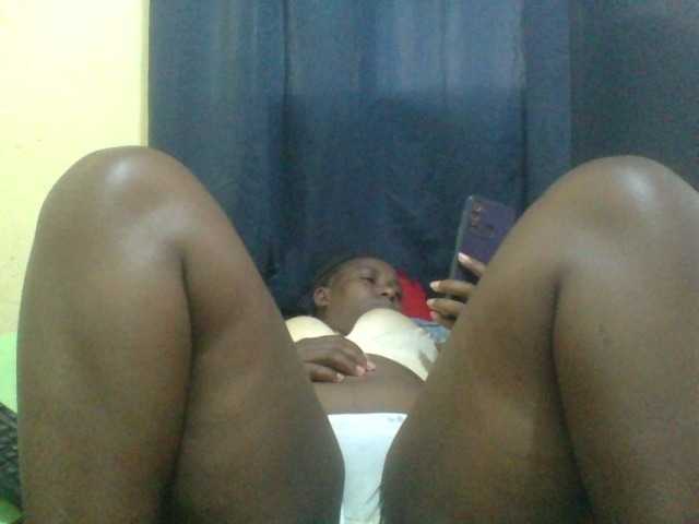 naughty-slender live webcam show