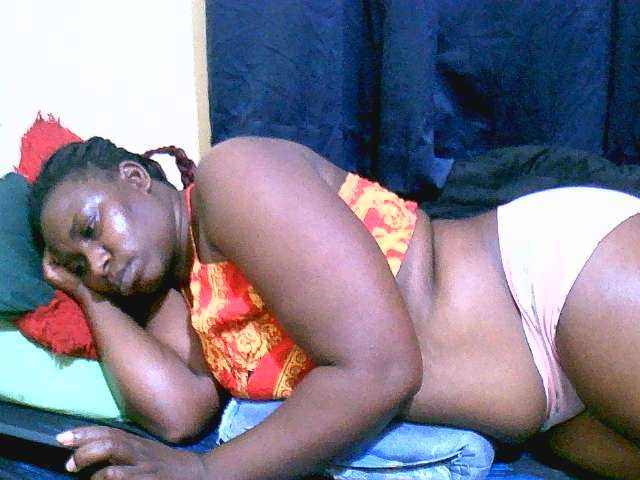 naughty-slender live cam on BongaCams
