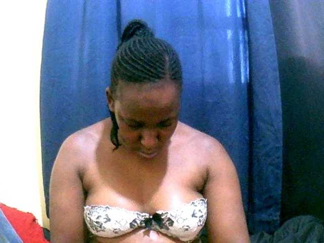 naughty-slender live cam on BongaCams