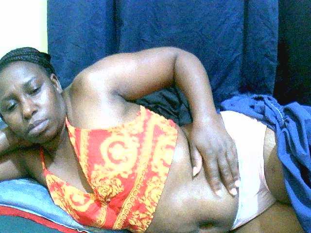 naughty-slender live cam on BongaCams