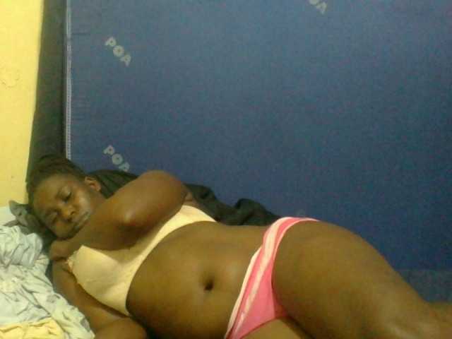 naughty-slender live cam on BongaCams