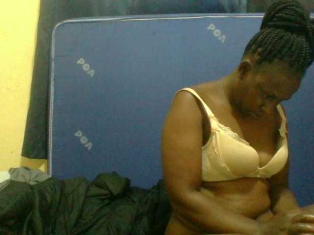 naughty-slender live cam on BongaCams