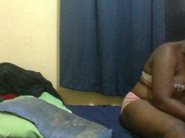 naughty-slender live cam on BongaCams