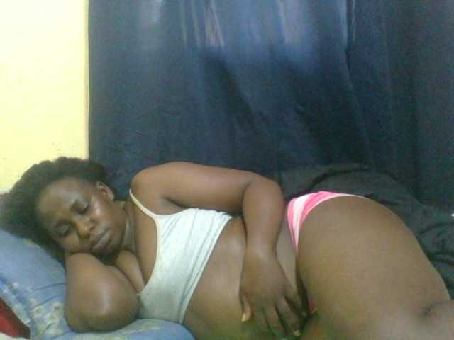 naughty-slender live cam on BongaCams